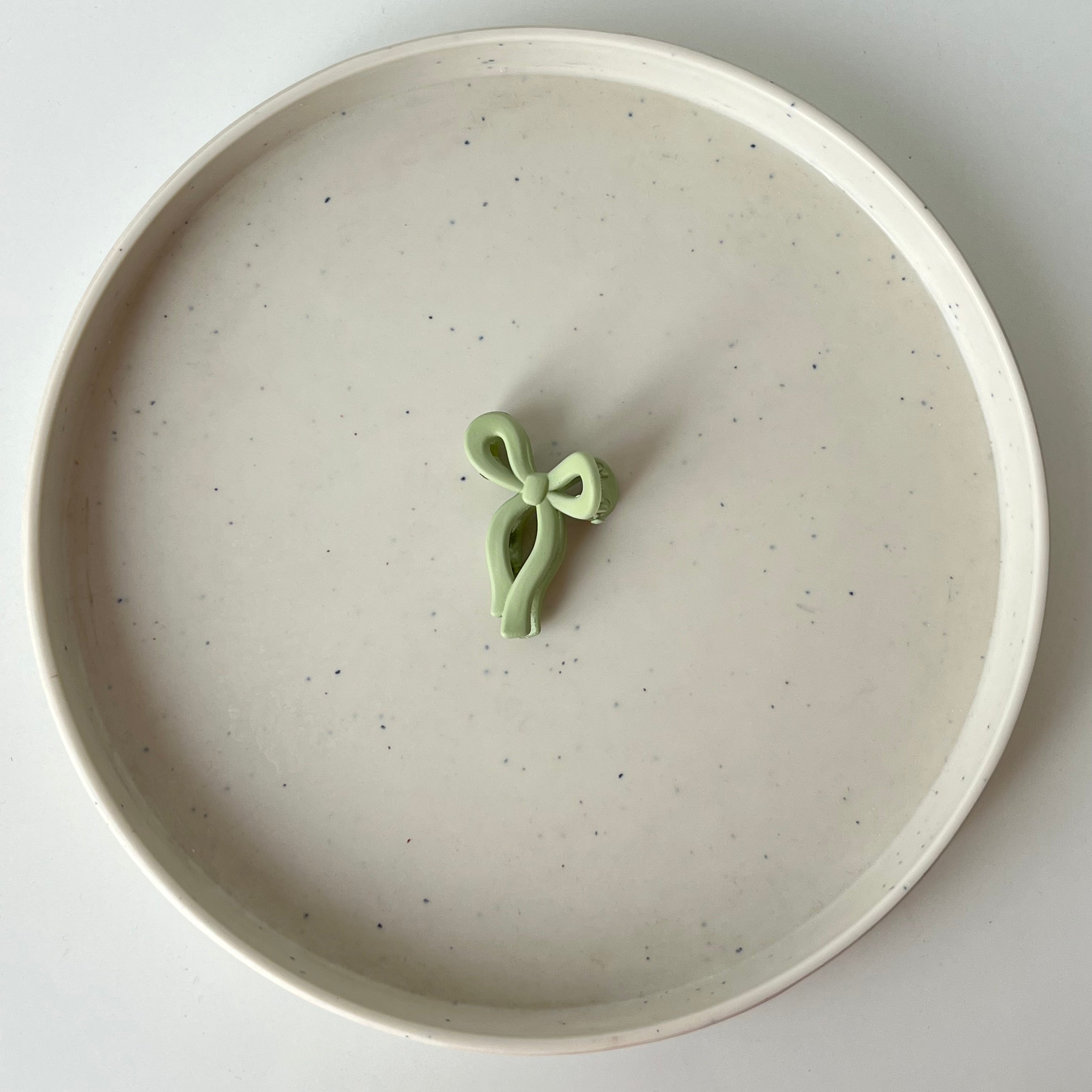 Matte Ribbon – Small Bow Hair Claw